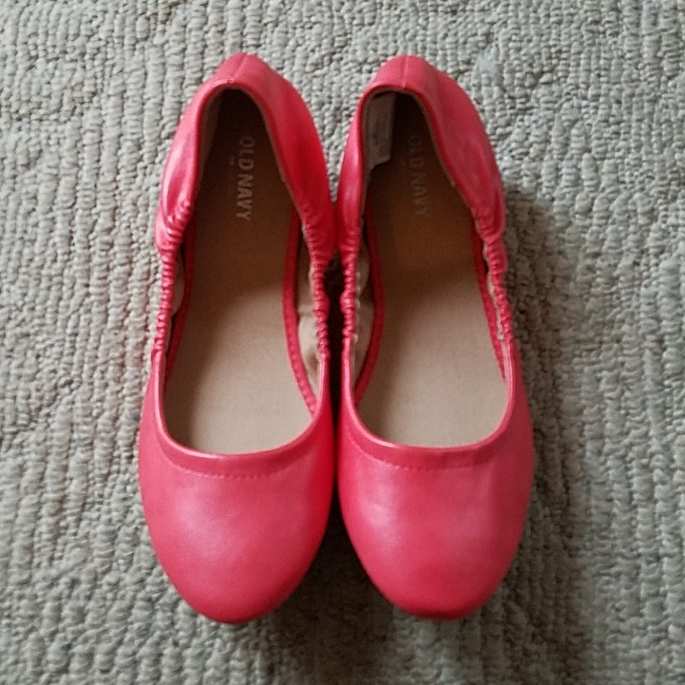 New! Old Navy Coral Flats